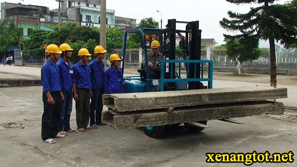 CÔNG VIỆC LÁI XE NÂNG ỔN ĐỊNH TẠI HẢI DƯƠNG ĐANG CHỜ BẠN